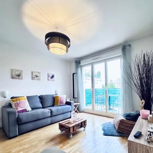 Sweet apartment in front of Disneylands castel