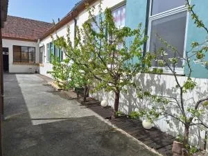 Alte Volksschule Raiding - Lackenbach