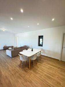 Appartements Appartement neuf bas de villa 1 : photos des chambres
