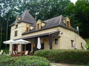 Les 10 Clés de Montfort/Piscine - 卡尔萨克阿亚克