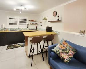 10 on Gillian Self-catering Apartments - NOT AFFECTED BY LOADSHEDDING