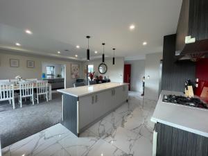 Luxury 4 Bedroom Family Retreat