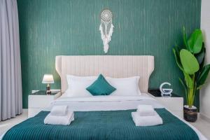 Specious pool view One Bed room