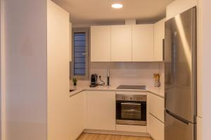 RentitSpain - Playa Granada - Apartamento Serena con Terraza con Vista al Golf