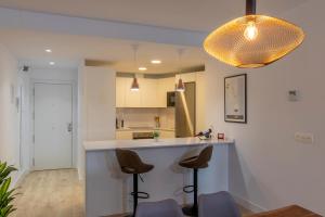 RentitSpain - Playa Granada - Apartamento Serena con Terraza con Vista al Golf