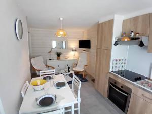 Saint Georges de Didonne - LA PLAGE A 2 PAS - idéal pour un COUPLE avec ENFANTS