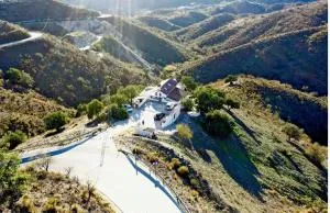 Guesthouse Un Poco Mas - 比纽埃拉