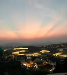 Gia Hạ House View Triền Đồi-Ban công-R03 - Ấp Kim Thạch