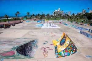 Florida Road LUX Apartment