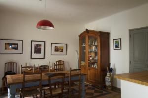 3 Bed-Sleeps 6-Balcony-Pets-Parking-Town Centre