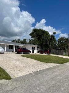 Cozy 2BR Home Near the Beach in Ft. Lauderdale.