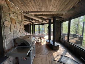 Log home near Santa