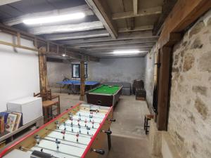 Gîte en Corrèze 12 pers, Piscine chauffée et Salle de jeux