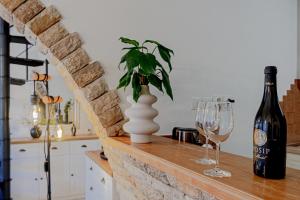 Modern Fishermans Stone House Brna