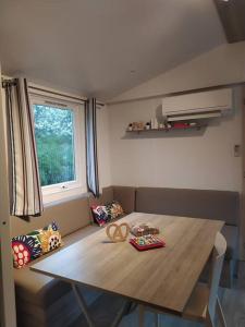Chalets La Bourgogne en Alsace - charmant sejour familial : photos des chambres