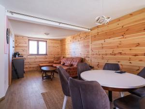 Cozy House with Sauna near Durmitor National Park