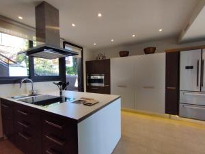 Sitges Spaces Stunning Sea View Villa, 2 Pools, BBQ