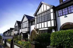 Central City Centre 3 bedroom home Private Parking - Mannamead