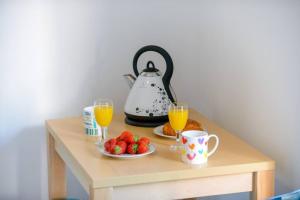 City Center Suites - Studio with Private Terrace 2