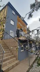 Apartments New Charming - 斯比尼克尔姆波茨斯基