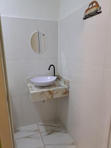 Girassol Hostel by Katita