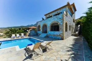 Luxury Villa Nefeli in Stoupa, Private Pool & BBQ - Neokhórion