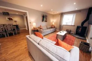 Meadow View near Settle. Short walk to food pub - Selside