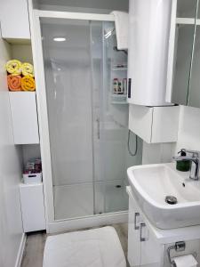 Floating Sea house MIRAMARE