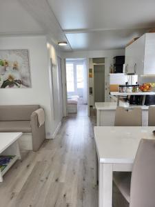 Floating Sea house MIRAMARE