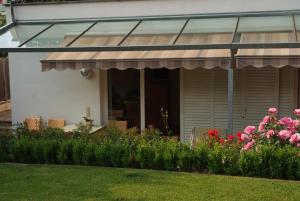 Residence Ferienwohnungen Santner - Moderne zentrale Ferienwohnungen in Naturns Südtirol - mit Parkplatz