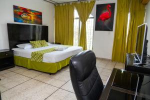 Suites & Apartments San Benito - Zona Rosa