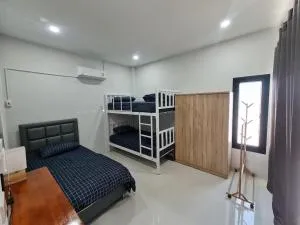 Kazokupoolvilla - Ban Nong Sai