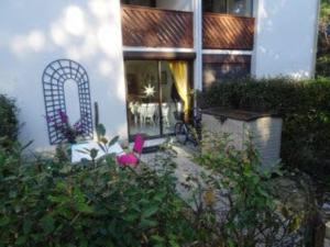 AGREABLE REZ DE JARDIN AVEC TERRASSE PROCHE PLAGE