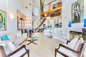 The Sani Jewels, Villa Anna