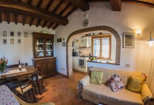 CASE&COLLINE Buonriposo