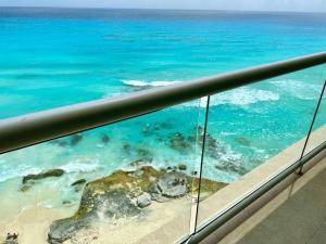 Oceanfront StudioAmazing Views