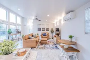 Serene Hill Country Home w/ Romantic Garden Escape - Driftwood