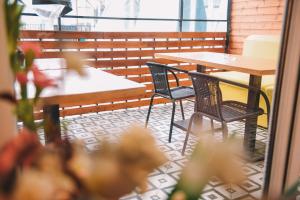 Rooftop Yellow Apartment at Rustaveli Avenue