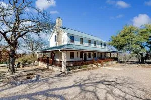 Casa San Antonio - Crabapple