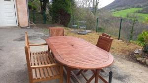 Maisons de vacances La Reclot : Maison 4 Chambres