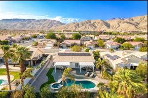 Fall Sale Oct-Dec 300 Dollars Nightly Rate, Resort Style Desert Home
