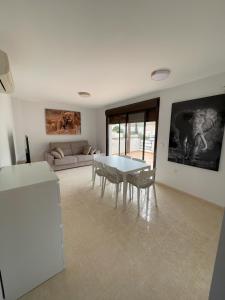 Ático Carboneras con fantástica terraza