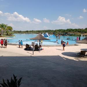 The Blyde: 2-Bed Luxe Apartment