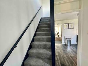 LimeTree in the Blue House - Cambridge Central Stay