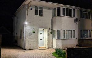 Southampton 3 Bedroom Luxury House