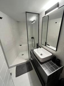 Debonair 1 bedroom premium haven in Athens