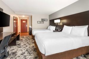 Queen Room with Two Queen Beds - Non-Smoking room in Best Western Plus Fairburn Atlanta Southwest