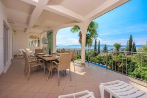 Apartment in Crikvenica 45900