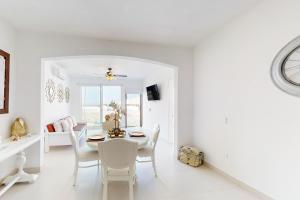 Casa Blanca 44 - Playa Arcangel