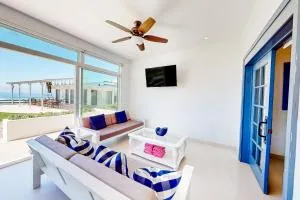 Villa Magenta 47 - Playa Arcangel - Divisadero